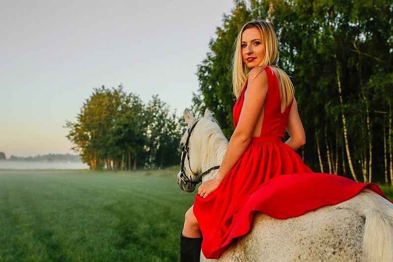 sesja narzeczeńska warszawa, sesja w warszawie, fotografia ślubna warszawa, fotograf ślubny warszawa, wedding warsaw photographer legionowo, fotografia ślubna legionowo, fotograf ślubny łódź, fotograf ślubny lublin, romantyczna sesja narzeczeńska, sesja narzeczeńska warszawa fotografia ślubna w polu konna pod makowem mazowieckim i ciechanowem