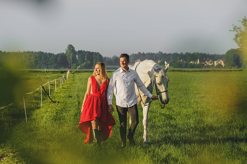 sesja narzeczeńska warszawa, sesja w warszawie, fotografia ślubna warszawa, fotograf ślubny warszawa, wedding warsaw photographer legionowo, fotografia ślubna legionowo, fotograf ślubny łódź, fotograf ślubny lublin, romantyczna sesja narzeczeńska, sesja narzeczeńska warszawa fotografia ślubna w polu konna pod makowem mazowieckim i ciechanowem